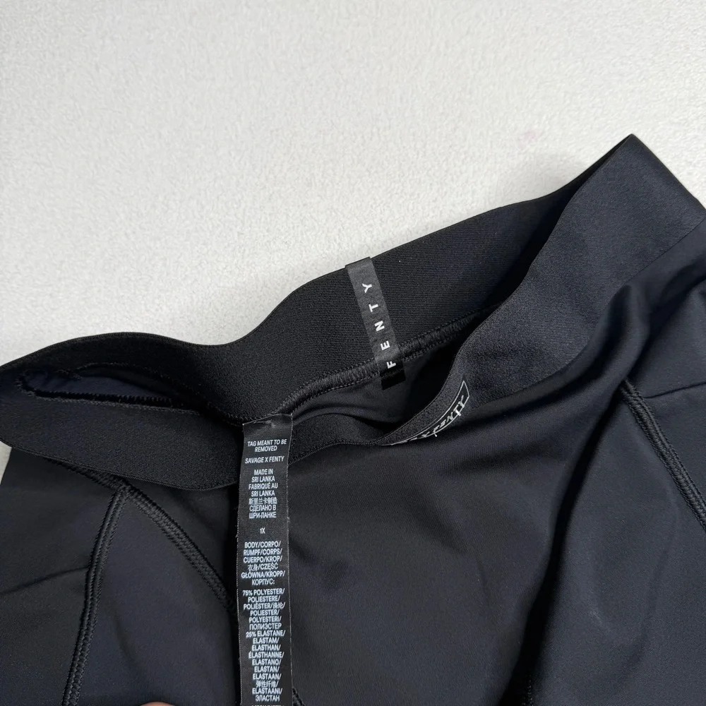 Savage X Fenty Lineup High-Waist Pocket Legging•Black - Picture 9 of 14